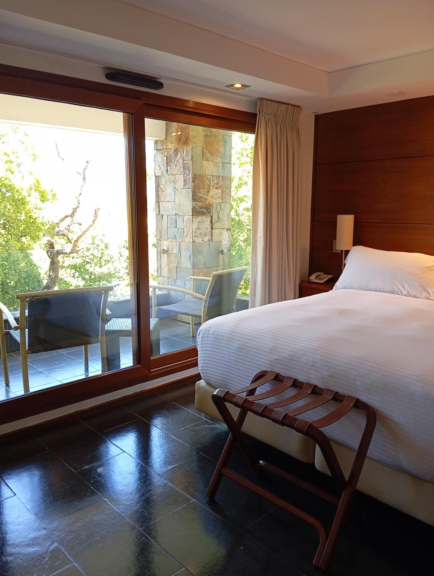Hotel Playa Grande Suites Пукон Екстер'єр фото